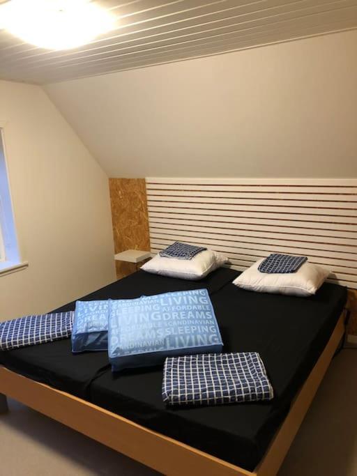 Hyggeligt Byhus Taet Ved Skov Og Togstation Aalbaek Bagian luar foto